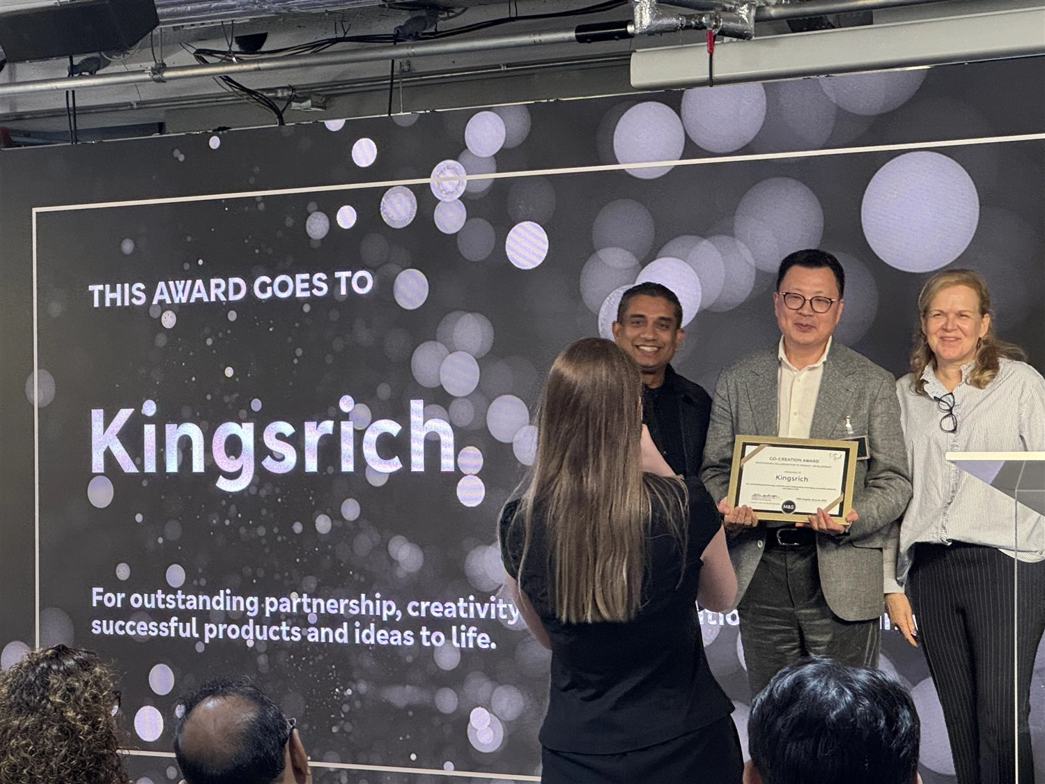 Kingsrich recibe el Co-Creation Award en el M&S Supplier Summit 2026 Kingsrich recibe el Co-Creation Award en el M&S Supplier Summit 2026
